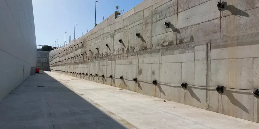 Projeto de Ancoragens Ativas e Passivas em Porto Alegre